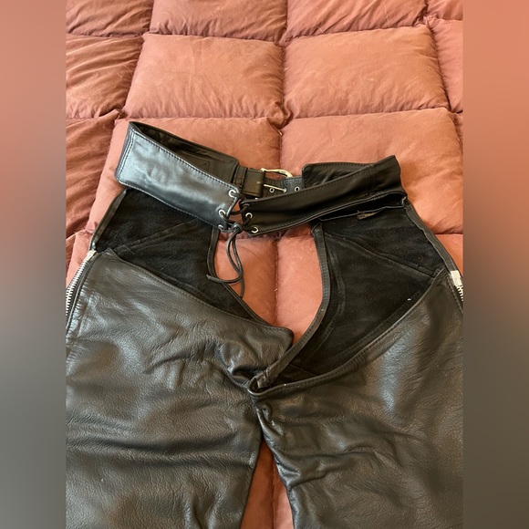 Harley-Davidson Leather Chaps - Picture 2 of 6